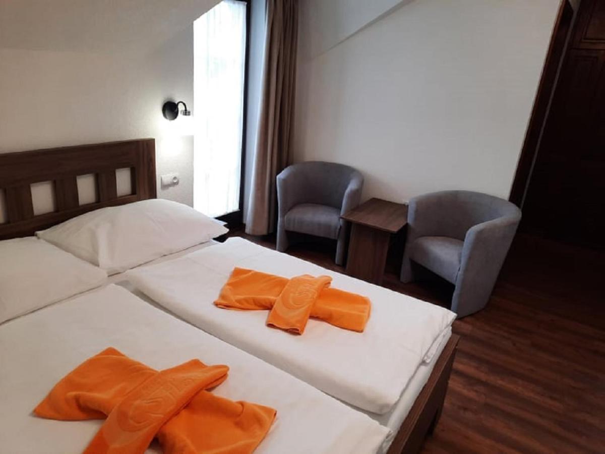 Hotel Flora Bešeňová Dış mekan fotoğraf