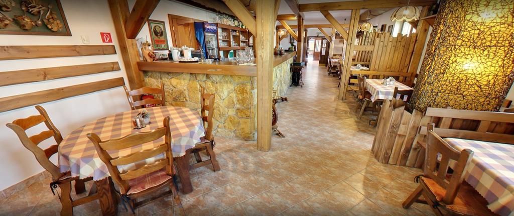 Hotel Flora Bešeňová Dış mekan fotoğraf